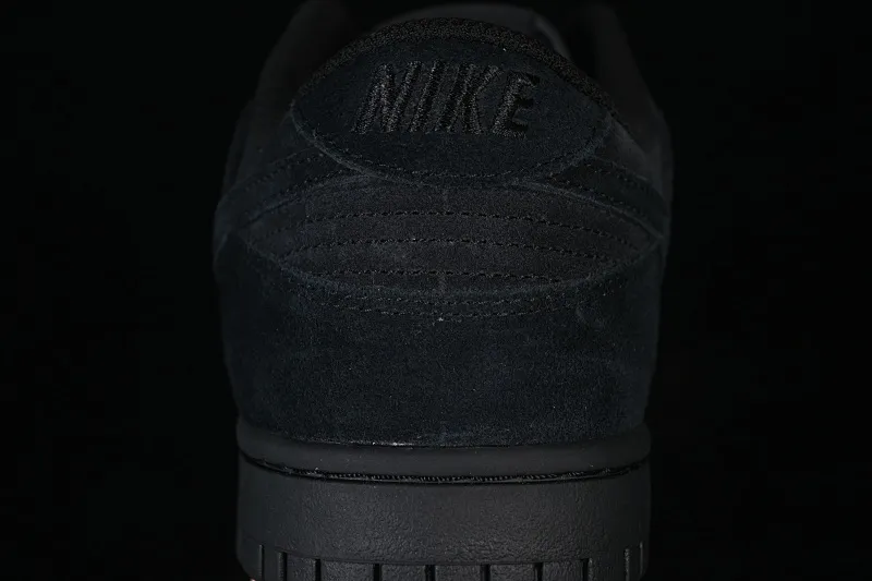 All categories Nk SB Dunk series Nk SB Dunk Low low-top sneakers Nike SB Dunk Low suede black low-top casual sneakers IB6651-001